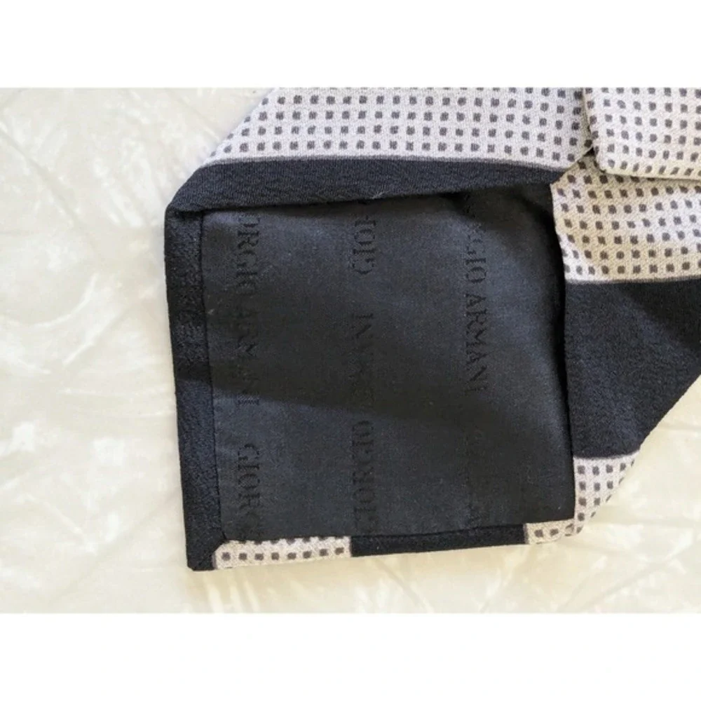 Giorgio Armani Mens Silk Necktie Black White Diagonal Stripe Micro‎ Dot Italy